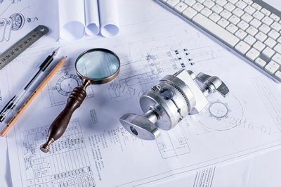 二级建造师报名的盖章单位必须是有相关资质吗？