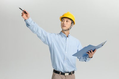 建造师报名入口通常在哪里？